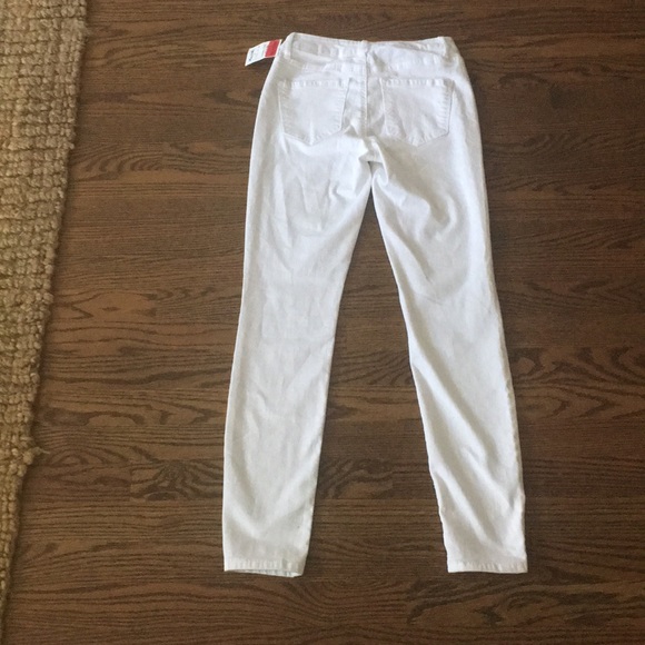 Jeans - Picture 2 of 2